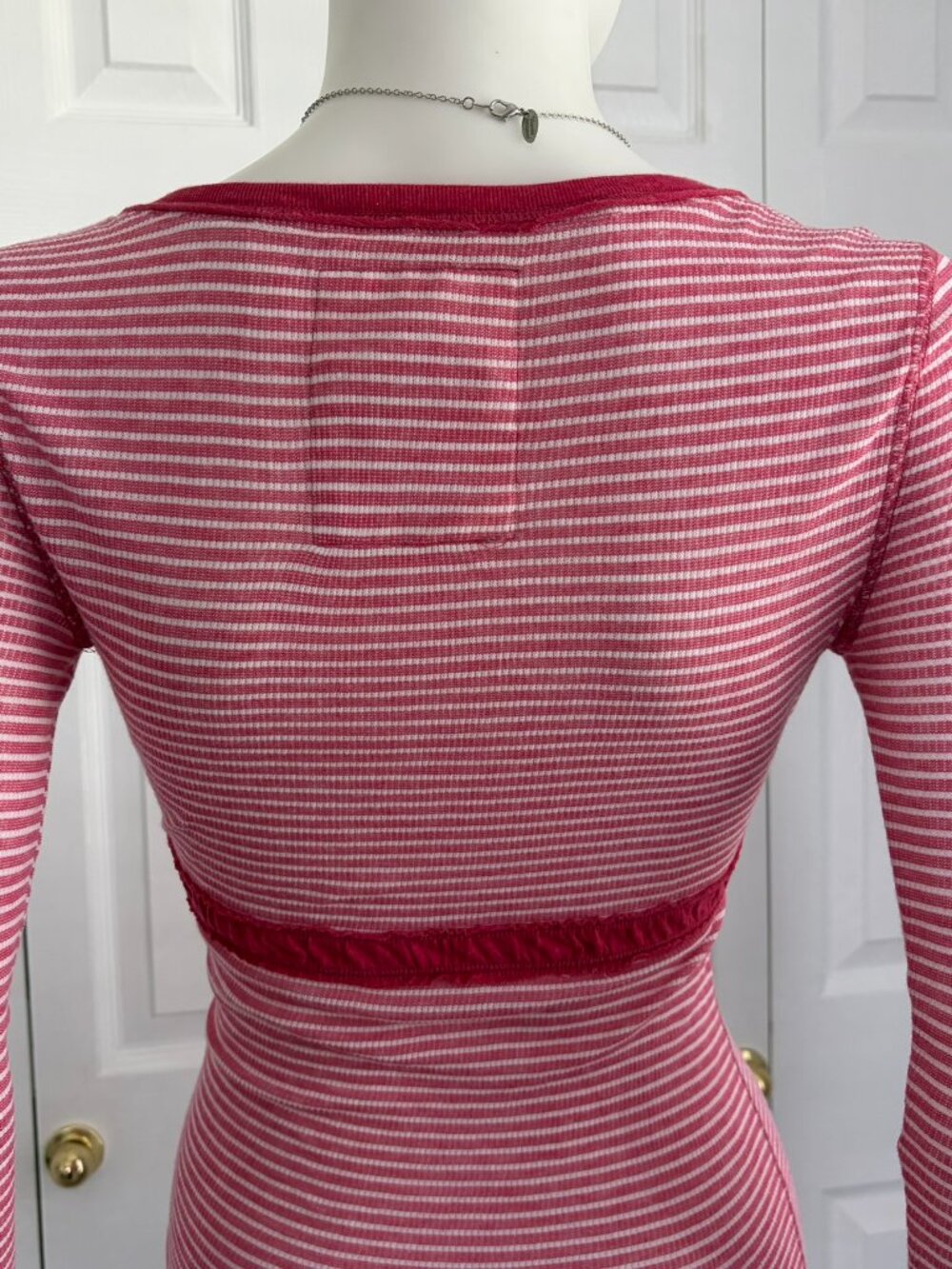Hollister size medium pink and white striped long sleeve babydoll top y2k - Picture 8 of 11